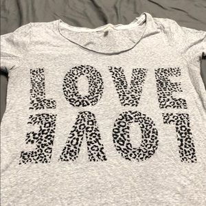 VS grey Love T-shirt